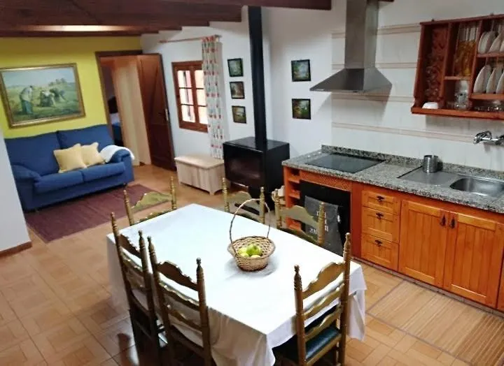 הוילה איקוד דה לוס וינוס Floral Garden House 0*,  ספרד