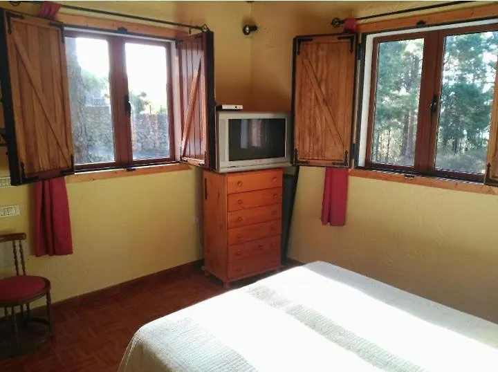 הוילה איקוד דה לוס וינוס Floral Garden House בית נופש